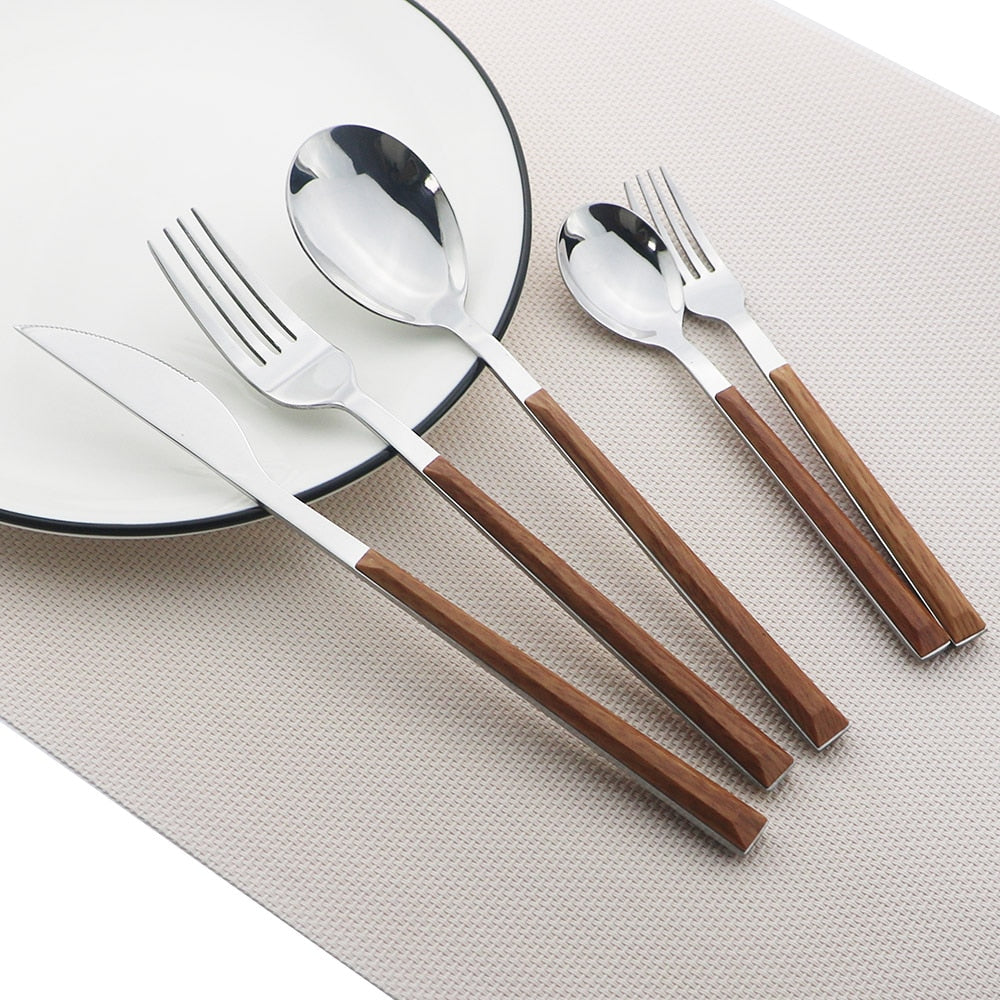 Elegantes Edelstahlbesteckset mit Holz-Marmor-Griff