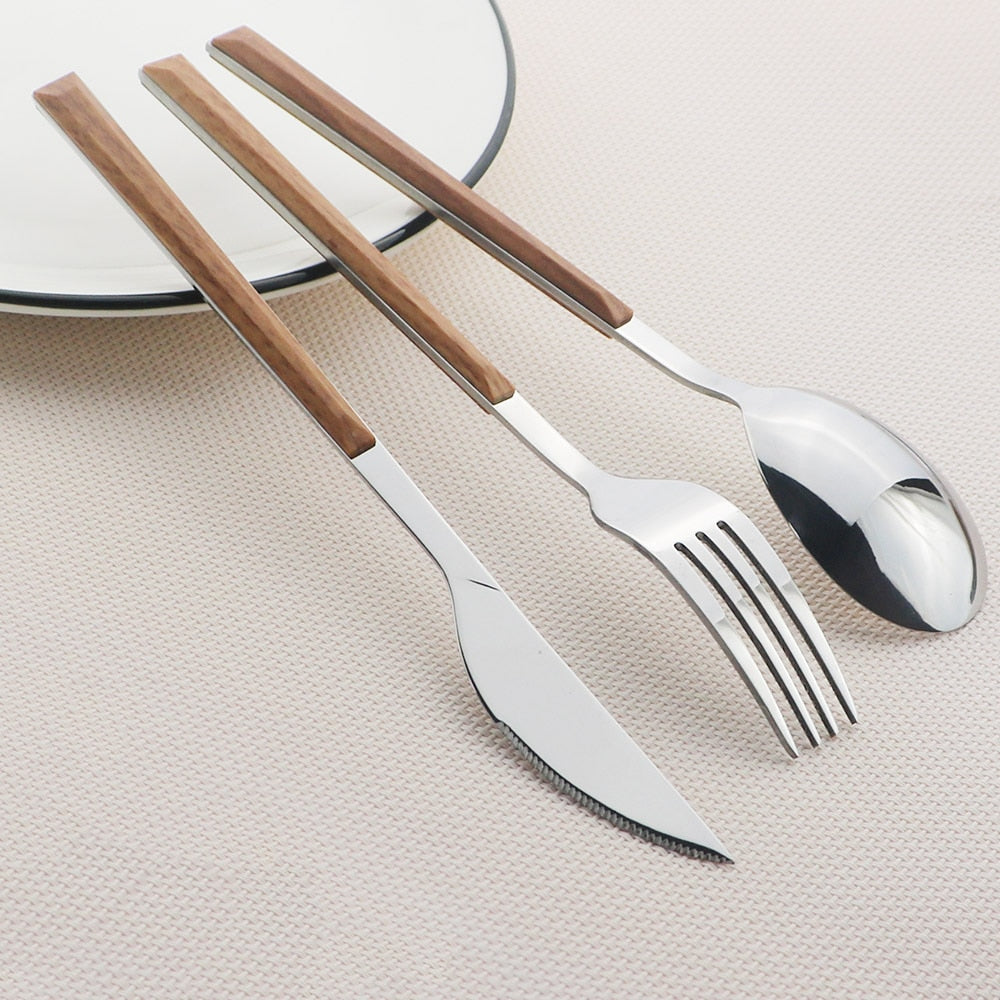 Elegantes Edelstahlbesteckset mit Holz-Marmor-Griff