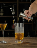 Präziser Edelstahl Messbecher für Cocktails | Mixology Meister