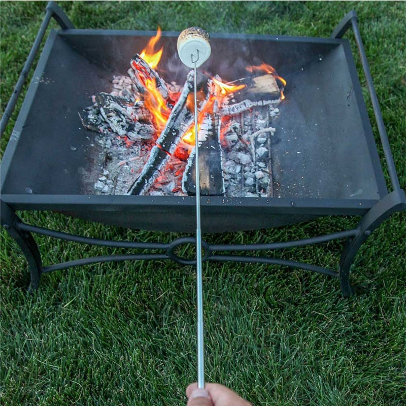 Verstellbarer Grillspieß mit Holzgriff aus Edelstahl