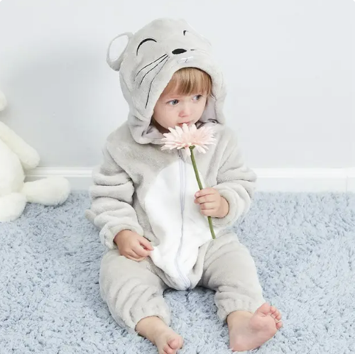 Flauschiger Tier-Strampler für Babys | Wolklin Overall