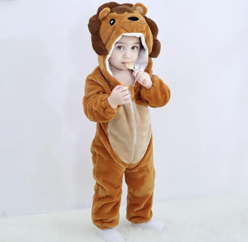 Flauschiger Tier-Strampler für Babys | Wolklin Overall