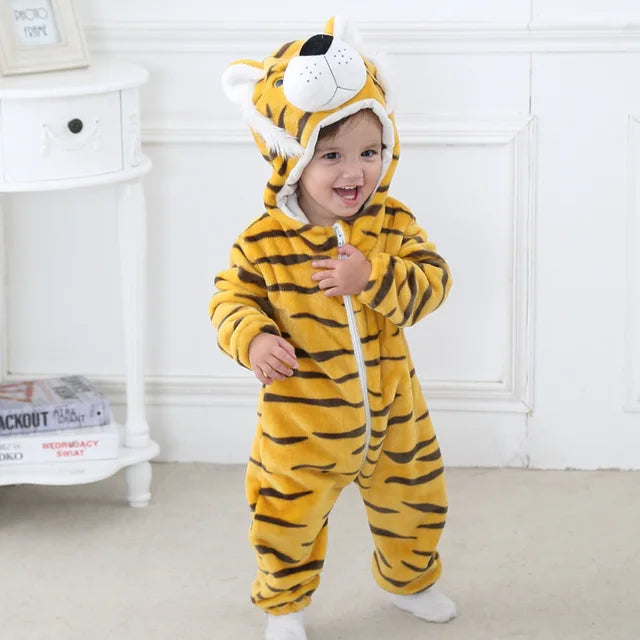Flauschiger Tier-Strampler für Babys | Wolklin Overall