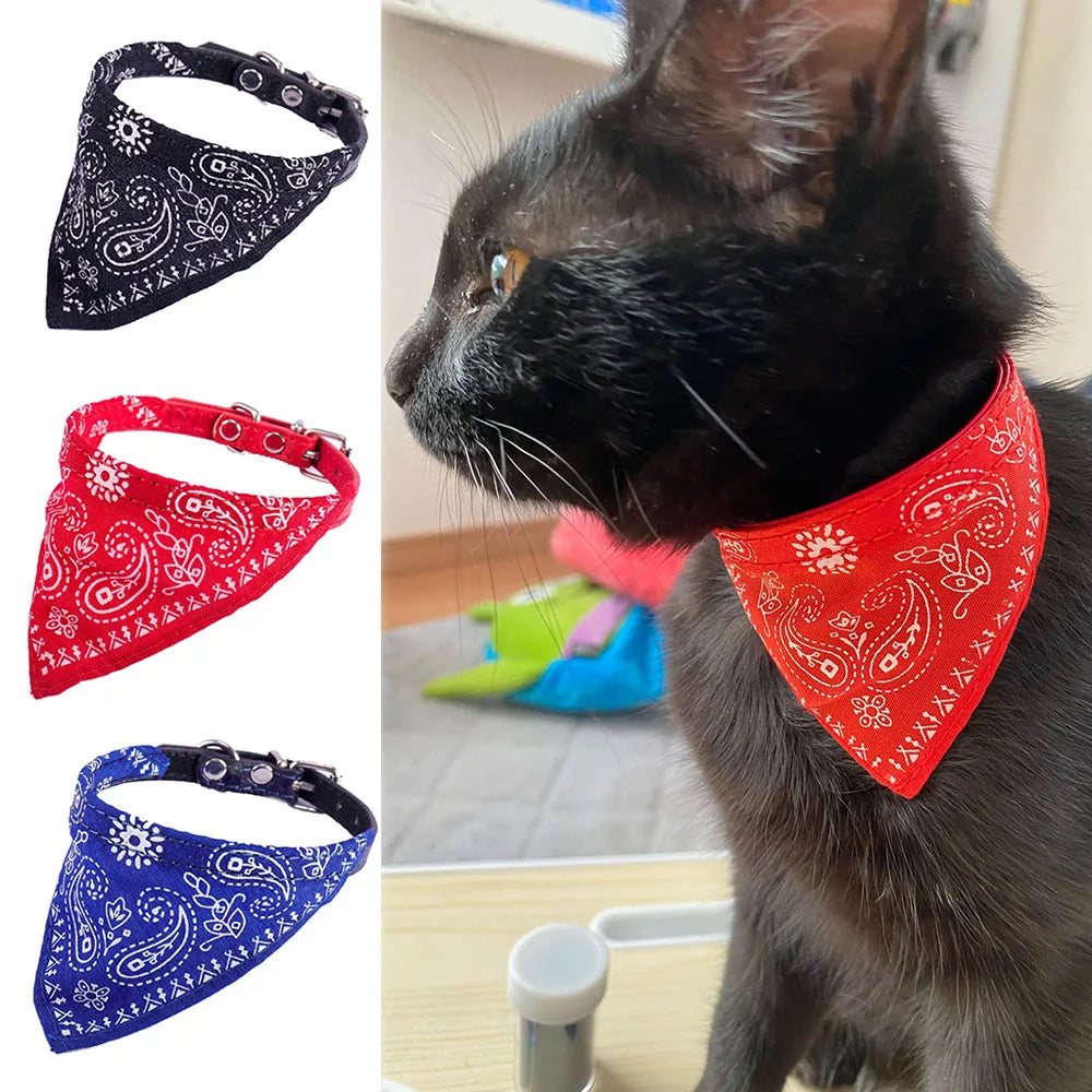 Feline Fashion Bandana Collar - Trendy Pet Accessory