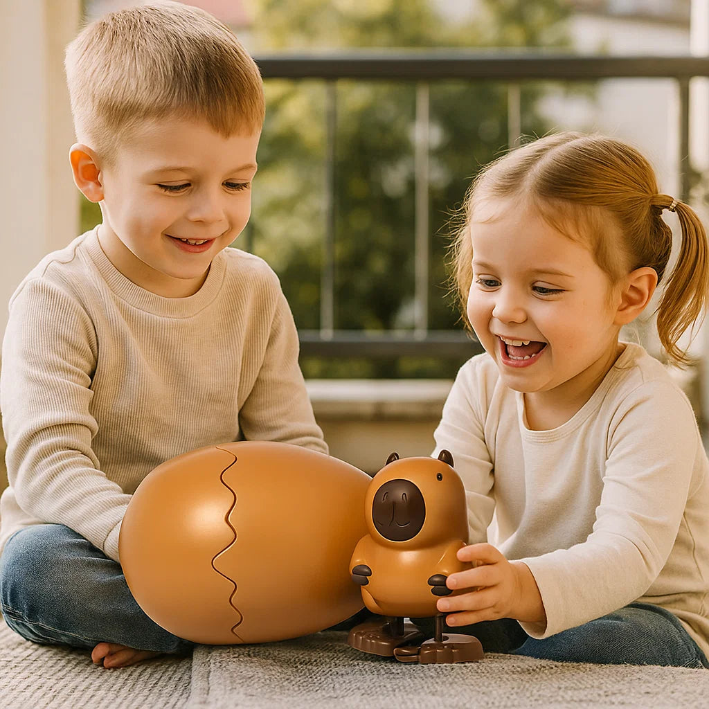 Spielzeug Überraschungsei mit schlüpfenden Tierchen für Kinder