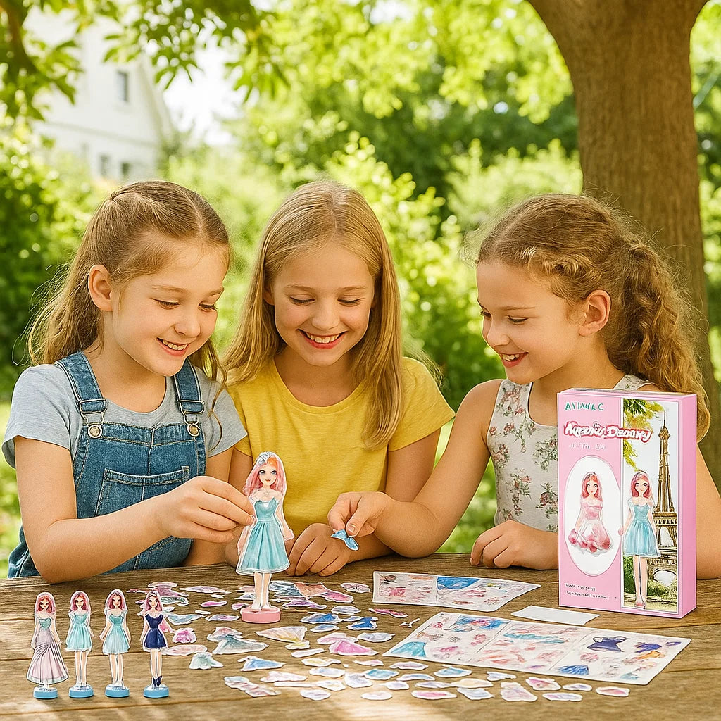Spielset für Kinder mit magnetischen Modeteilen