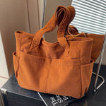 Elegant Shoulder Bag with Versatile Compartments