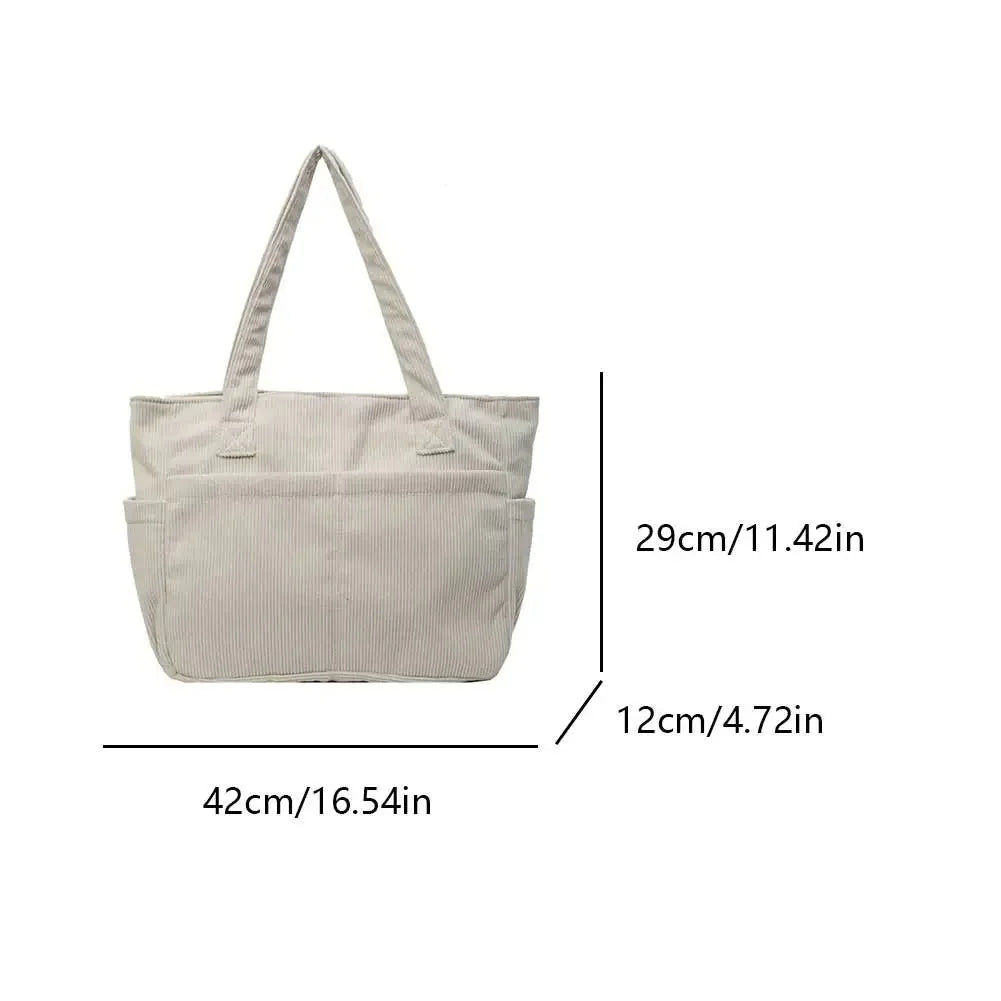 Elegant Shoulder Bag with Versatile Compartments
