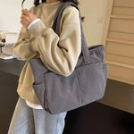 Elegant Shoulder Bag with Versatile Compartments