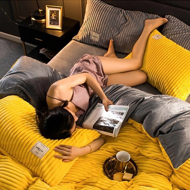 Cozy Winter Duvet for Warm and Soft Nights at Home