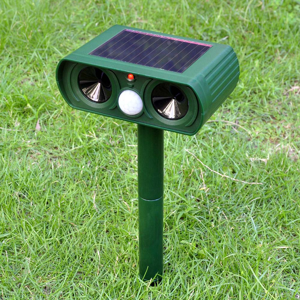 Pet-Friendly Solar Ultrasonic Animal Repeller for Your Garden