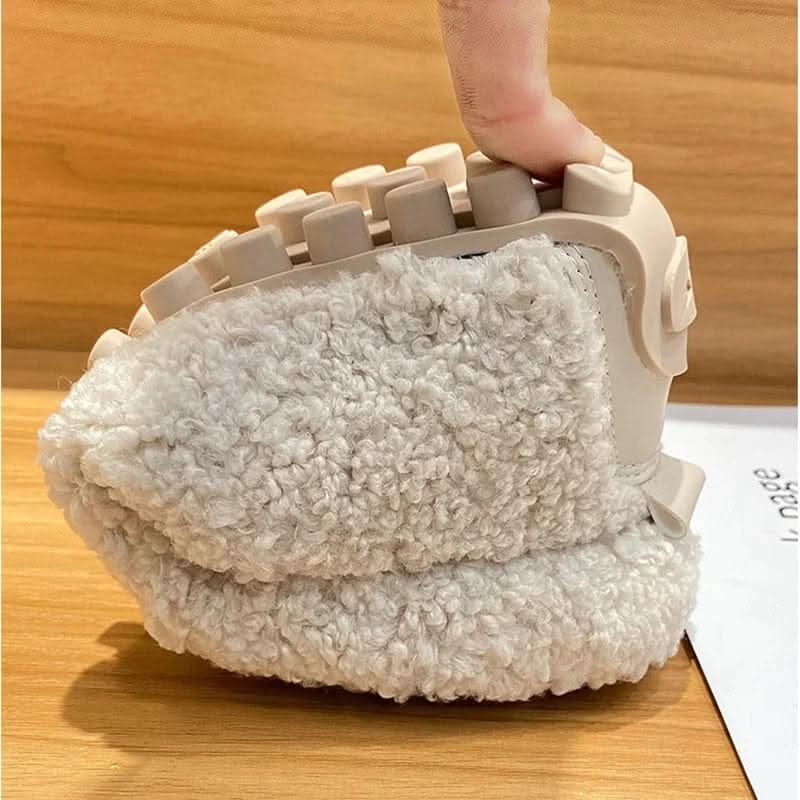 Warm and Comfortable House Slippers for All Seasons