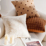 Luxurious pillowcases with stylish jacquard pattern