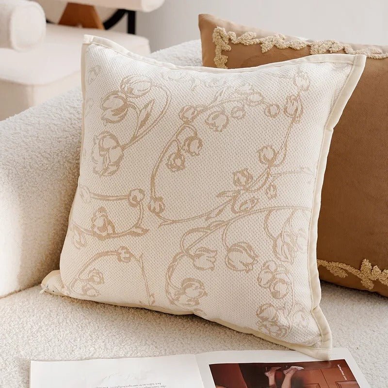Luxurious pillowcases with stylish jacquard pattern
