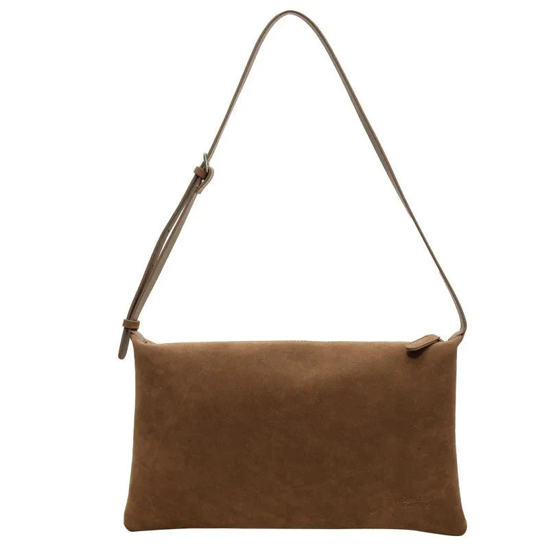 Retro-Stylish Shoulder Bag for Modern Trendsetters