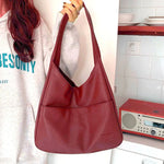 Elegant Shoulder Bag Made of High-Quality Faux Leather - Stylish & Practical