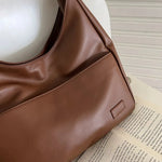 Elegant Shoulder Bag Made of High-Quality Faux Leather - Stylish & Practical