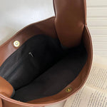 Elegant Shoulder Bag Made of High-Quality Faux Leather - Stylish & Practical