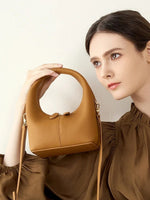 Charming retro handbag for stylish everyday use