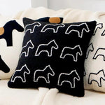 Cozy cushion cover with a playful animal motif for your home