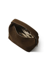 Elegant shoulder bag made from high-quality suede
