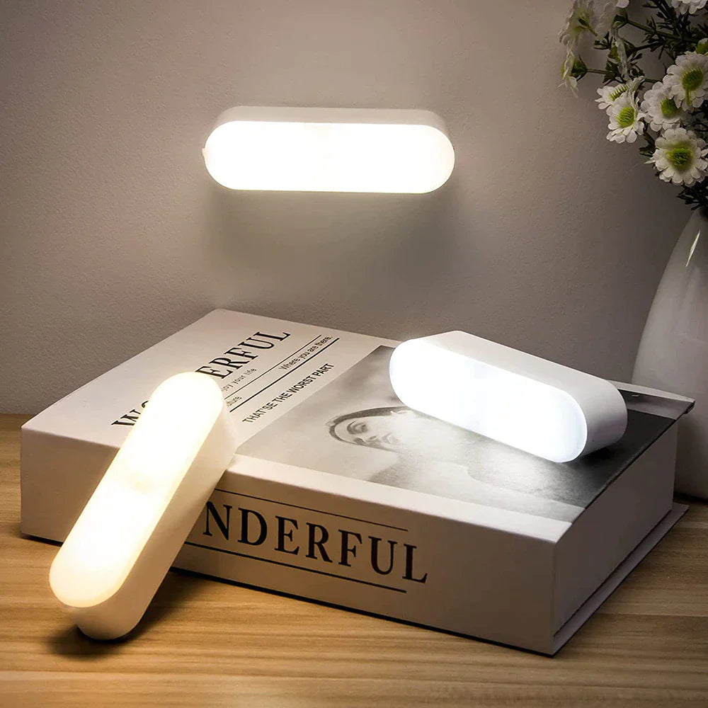 Intelligente Wandleuchte mit Bewegungsmelder für sicheres Licht