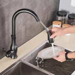 Flexibler Küchenwasserhahn mit ausziehbarem Brausekopf