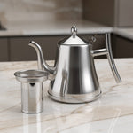 Eleganter Wasserkocher aus Edelstahl mit integriertem Filter