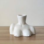 Feminine Eleganz | Figurative Blumenvase für Ihr Zuhause