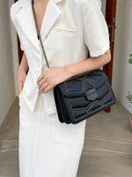 Elysia - Stylish Shoulder Bag for Every Occasion