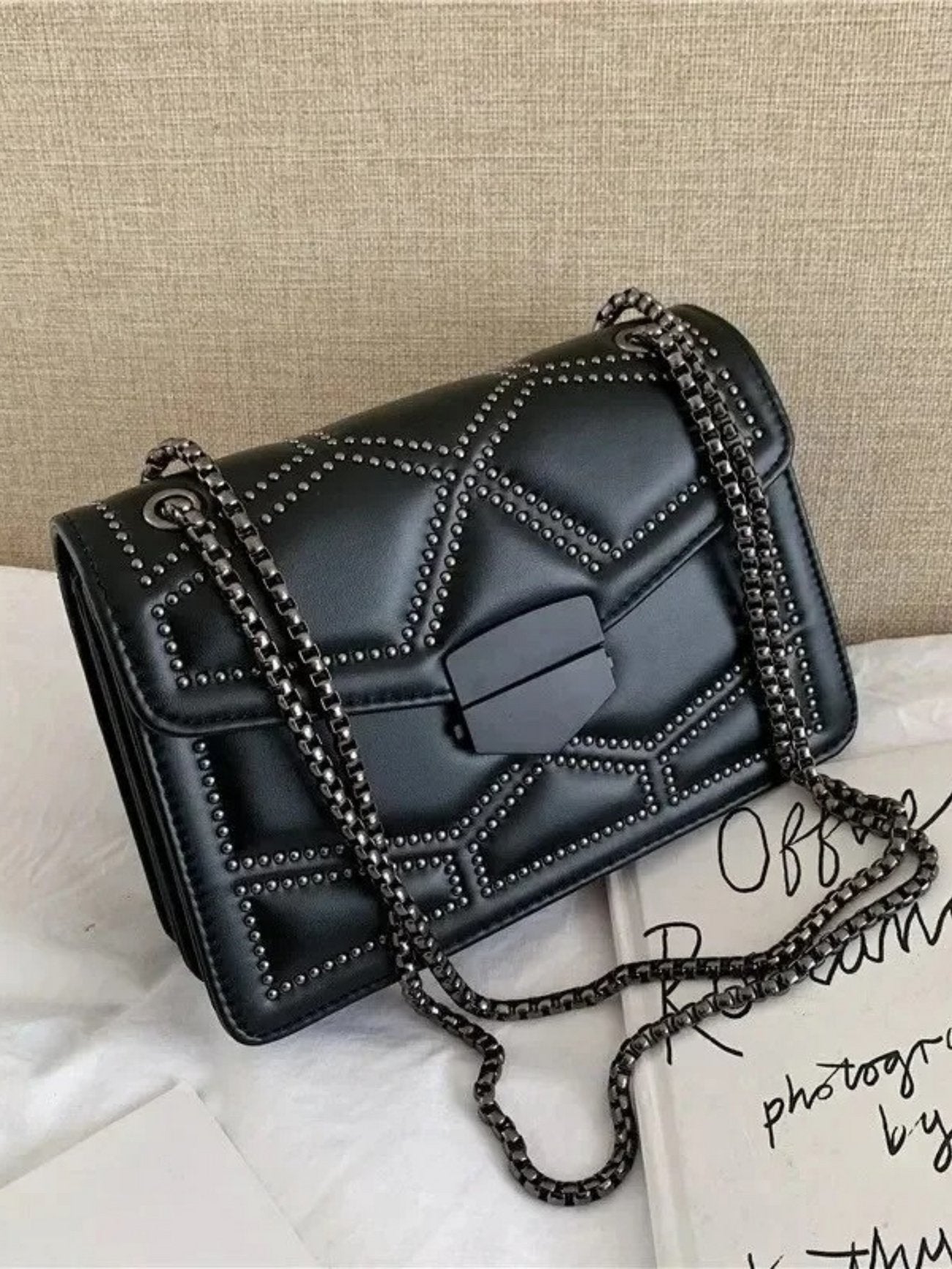 Elysia - Stylish Shoulder Bag for Every Occasion