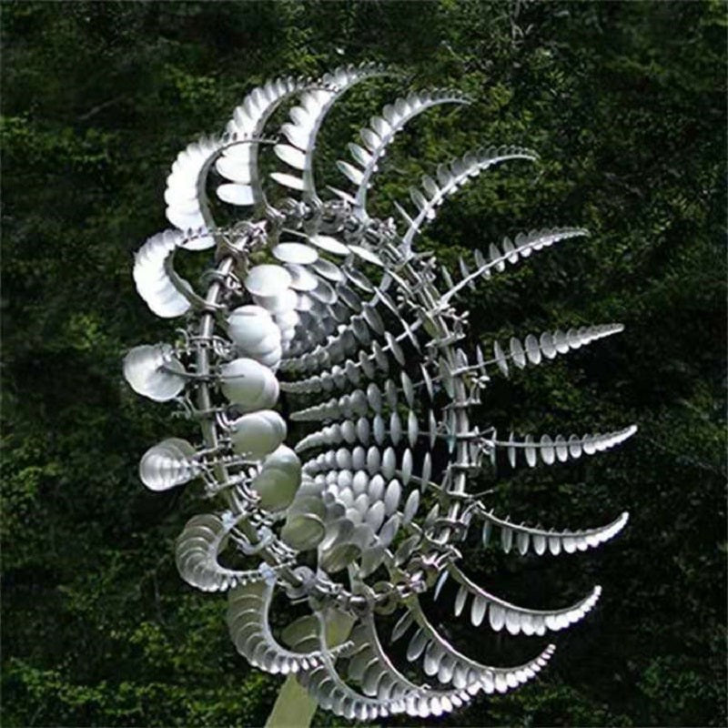 Eleganter Windspinner aus Metall für Ihren Garten