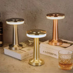 Elegante Wireless Tischlampe - LumiGlow