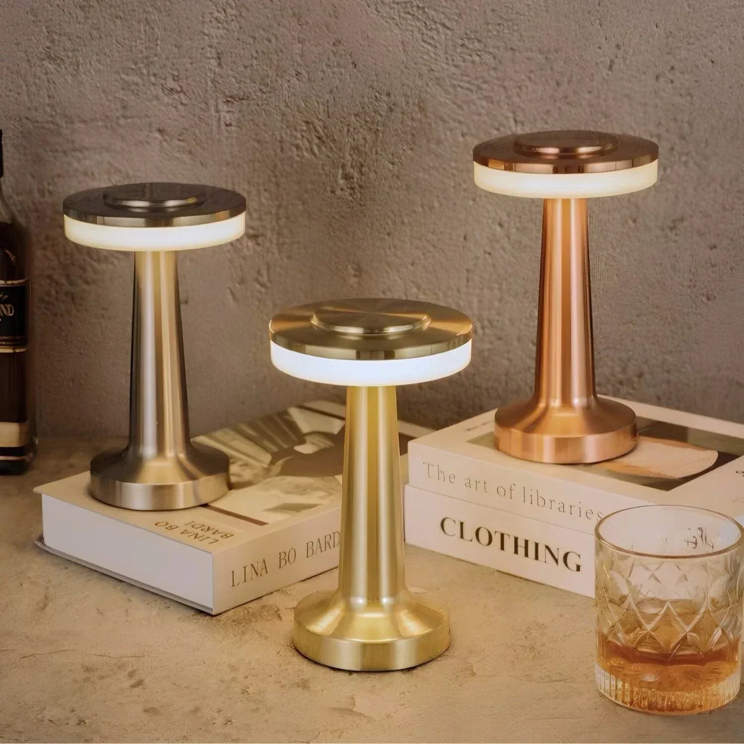 Elegante Wireless Tischlampe - LumiGlow