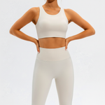 Seamless Activewear Set for Women – Top and Leggings