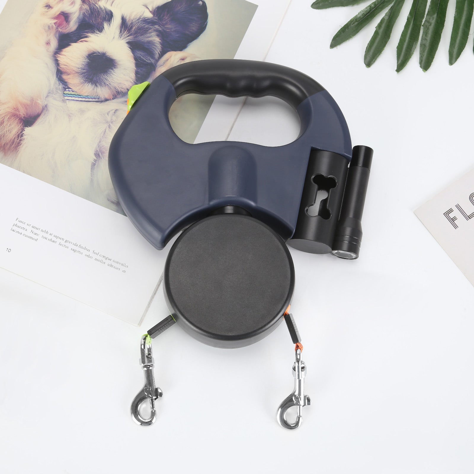Doppelte, ausziehbare Hundeleine mit LED-Lampe – Spazierengehen mit zwei Hunden